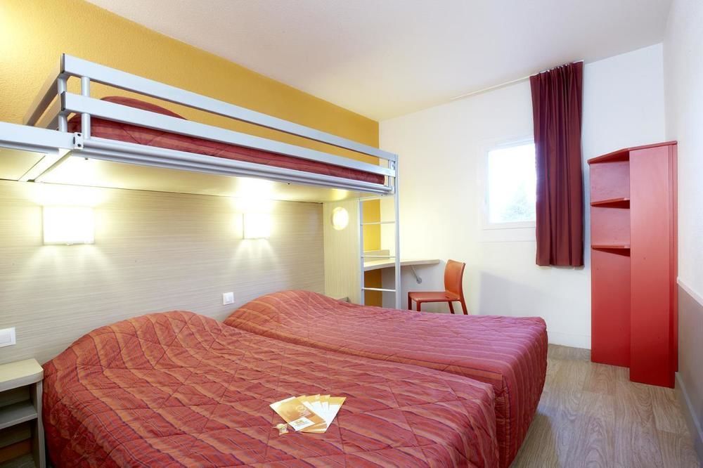 Campanile Pau Est-Bizanos Hotel Exterior photo